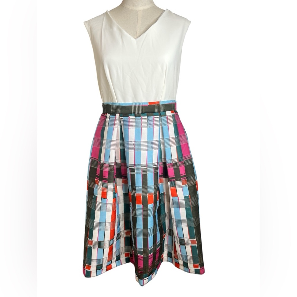 Closet White V-Neck Top with Multicolor Plaid Midi Skirt